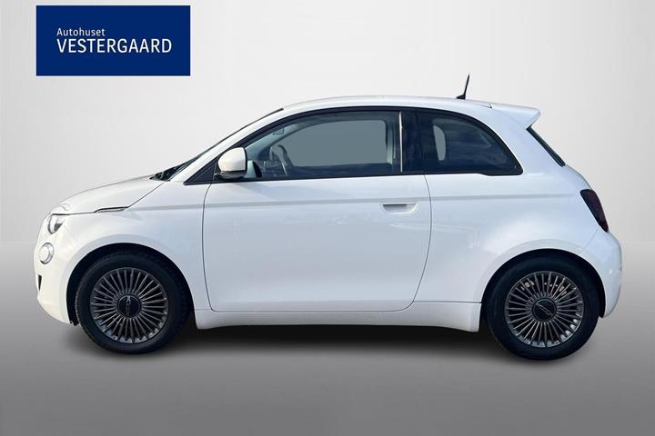 Hvid Fiat 500e fra 2021