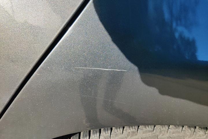 Grå Peugeot 308 fra 2010