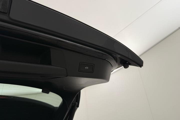 Sort VW ID.4 fra 2023