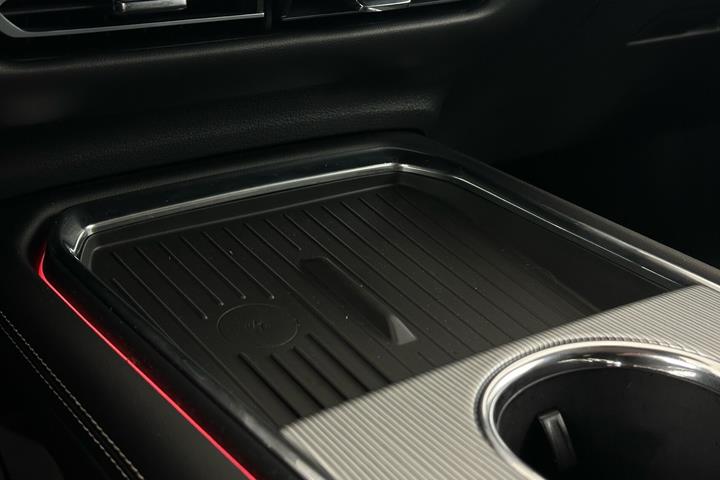 Grå Mazda 6e fra 2026