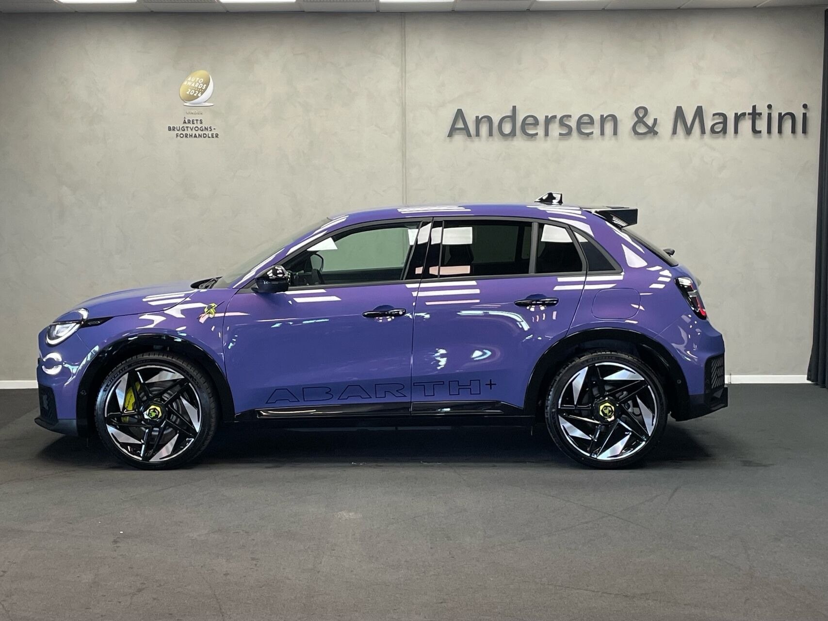 Lilla Abarth 600e fra 2025