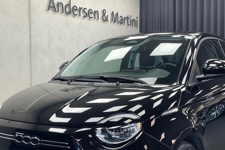 Sort Fiat 500e fra 2023