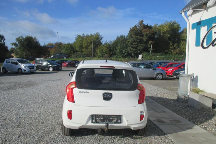 Hvid Kia Picanto fra 2012