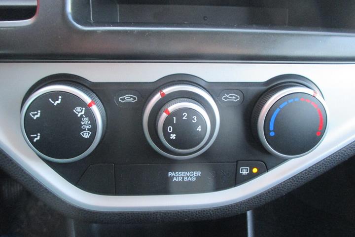 Hvid Kia Picanto fra 2012