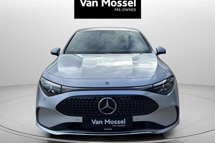Sølv Mercedes CLA200 fra 2026