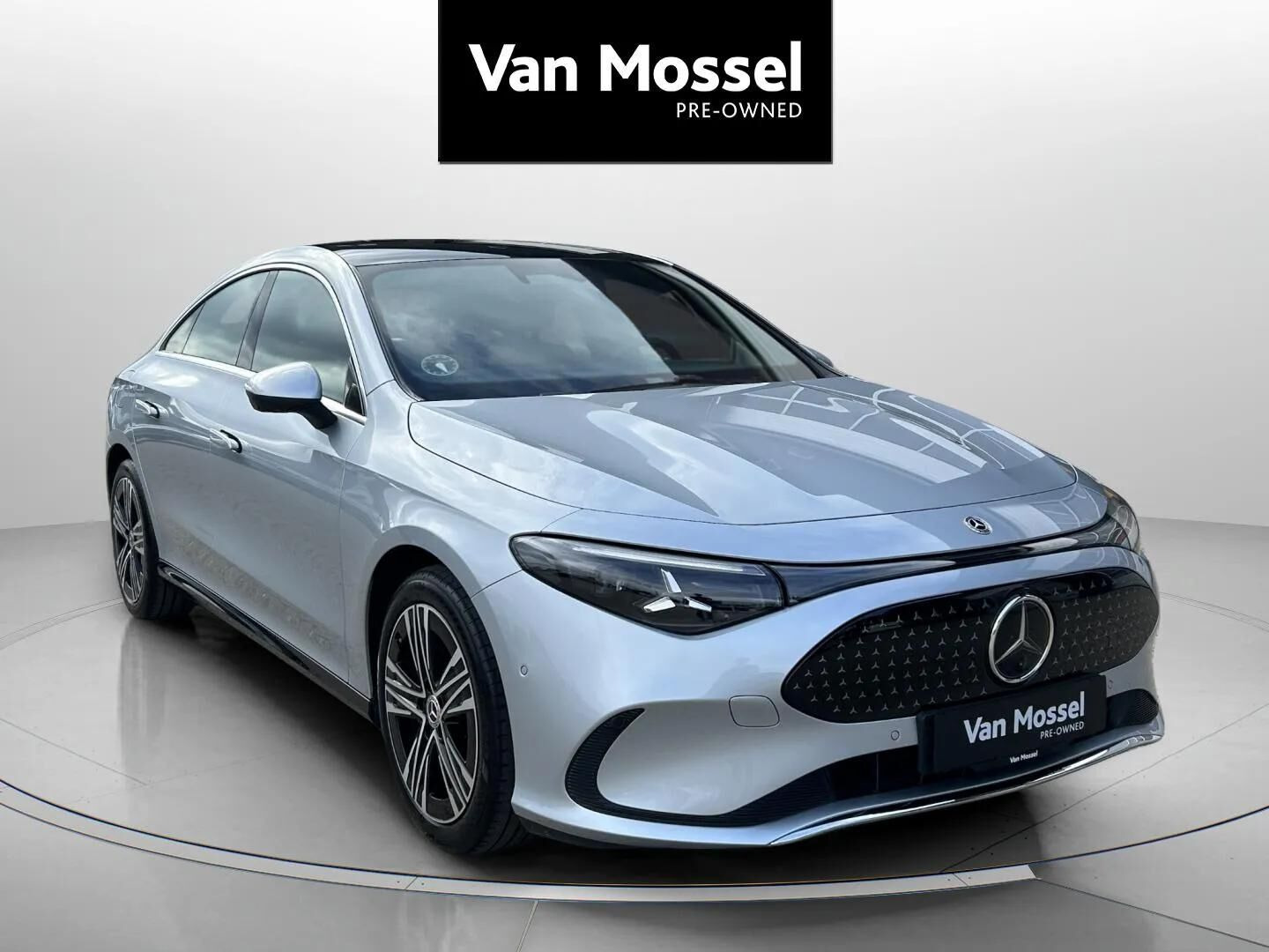 Sølv Mercedes CLA200 fra 2026