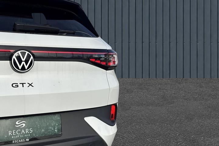 Hvid VW ID.4 fra 2025