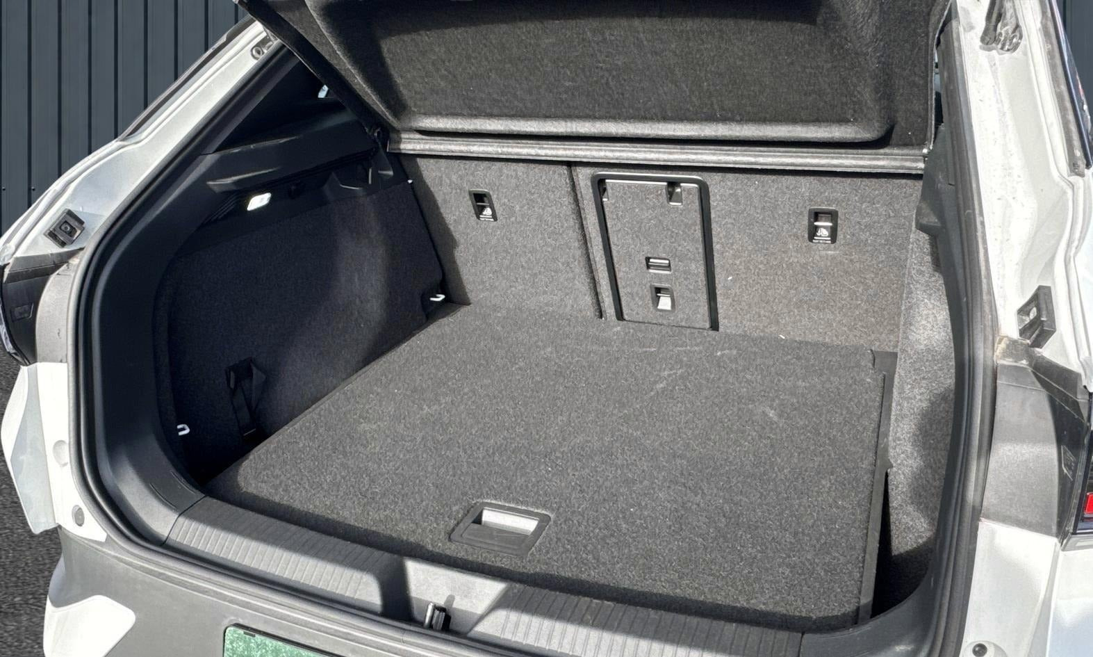 Hvid VW ID.4 fra 2025