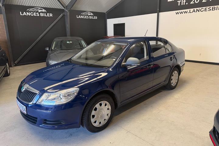 Blå Skoda Octavia fra 2011