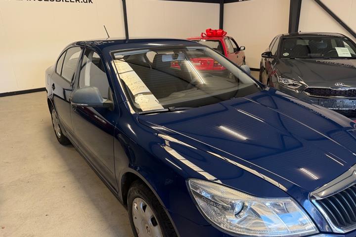 Blå Skoda Octavia fra 2011