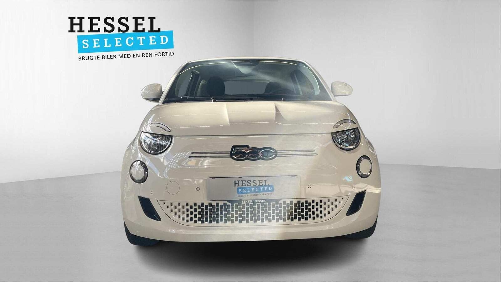 Hvid Fiat 500e fra 2024