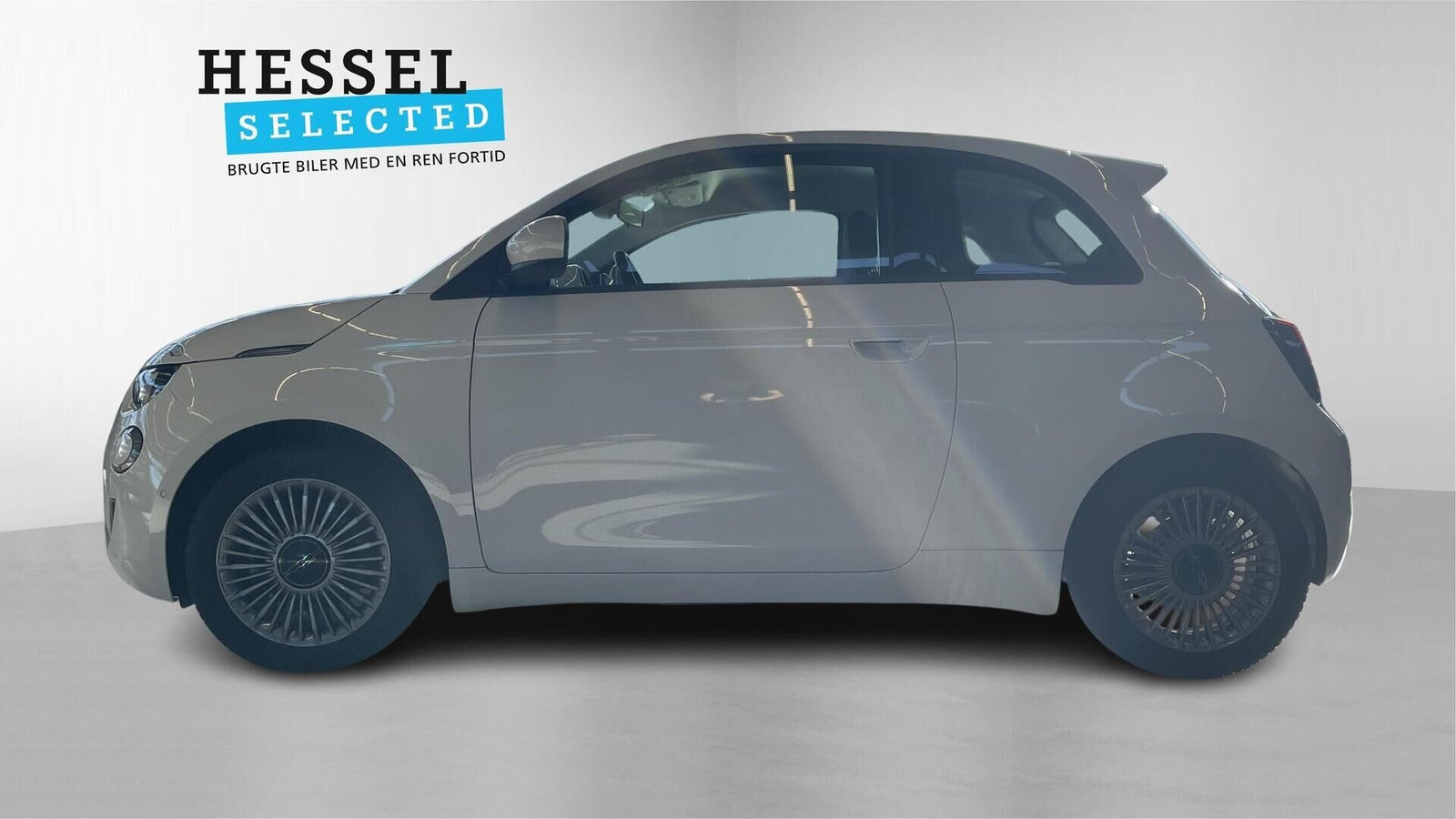 Hvid Fiat 500e fra 2024
