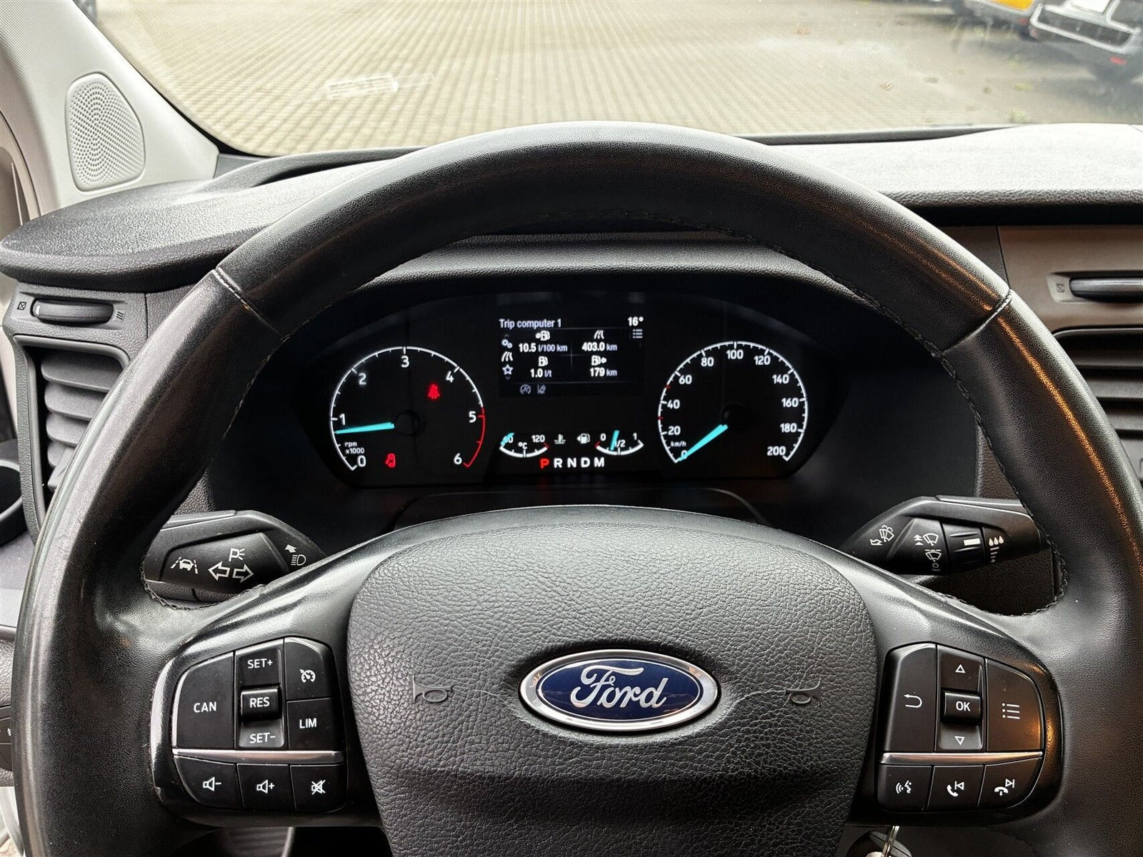 Hvid Ford Transit Custom 300 L1 fra 2023