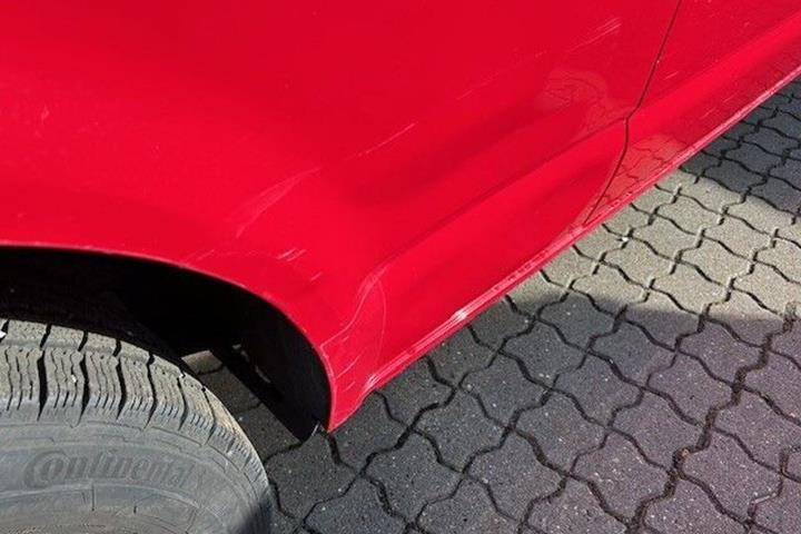Rød VW Transporter fra 2020