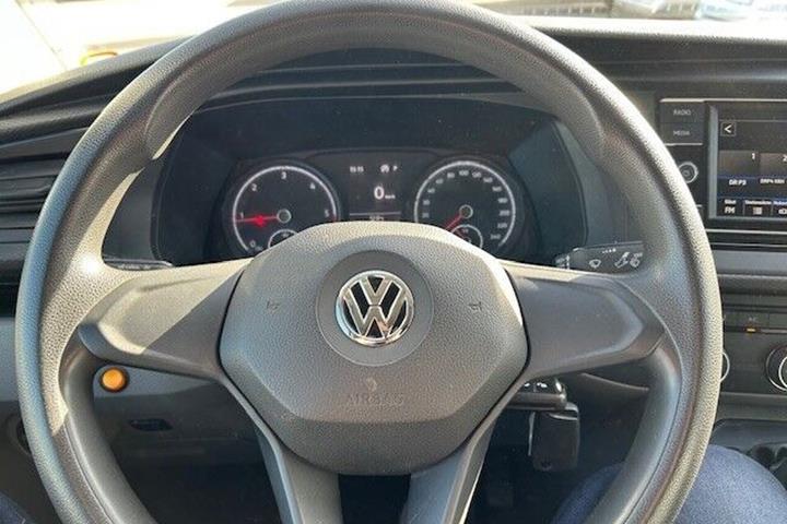 Rød VW Transporter fra 2020