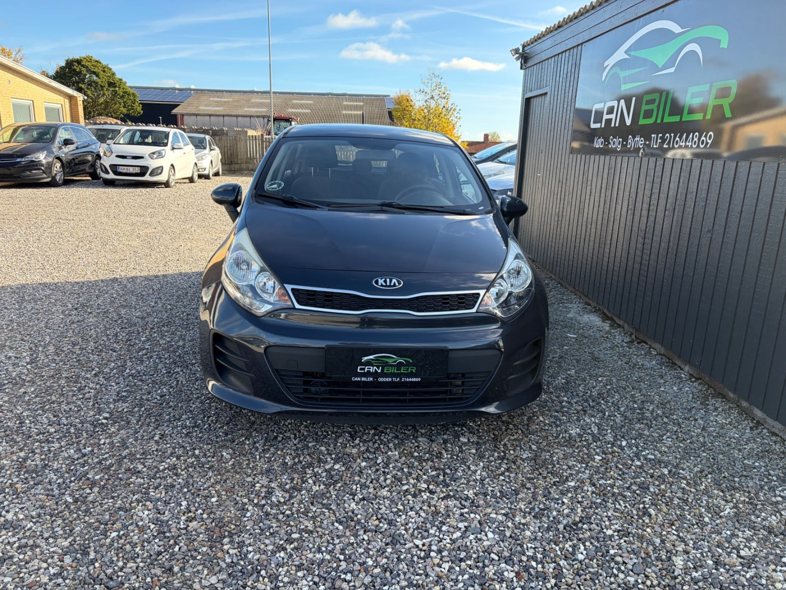 Blå Kia Rio fra 2015