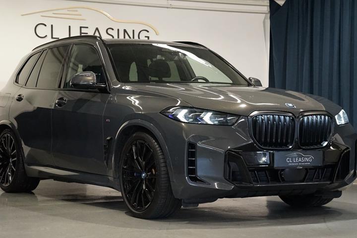 Grå BMW X5 fra 2023