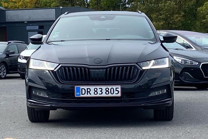 Sort Skoda Octavia fra 2022