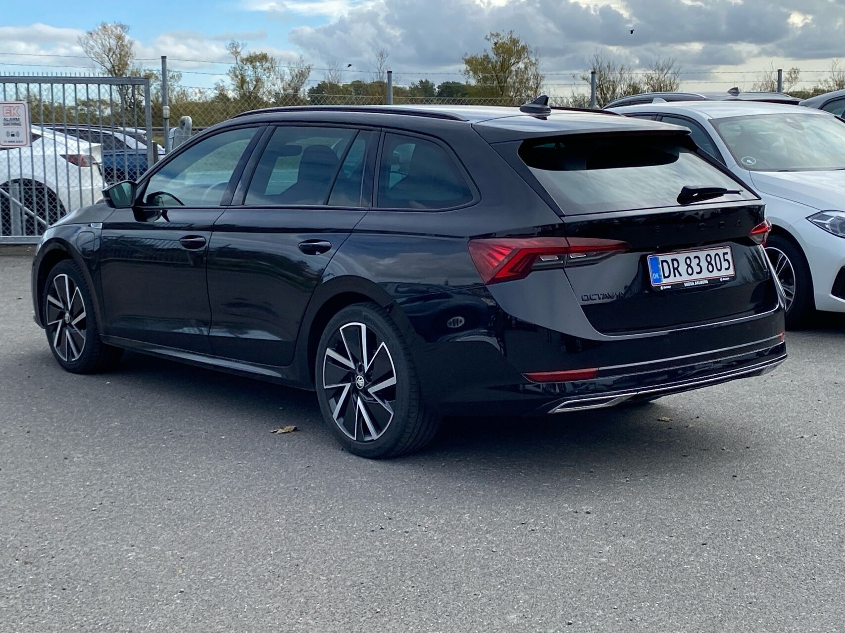 Sort Skoda Octavia fra 2022