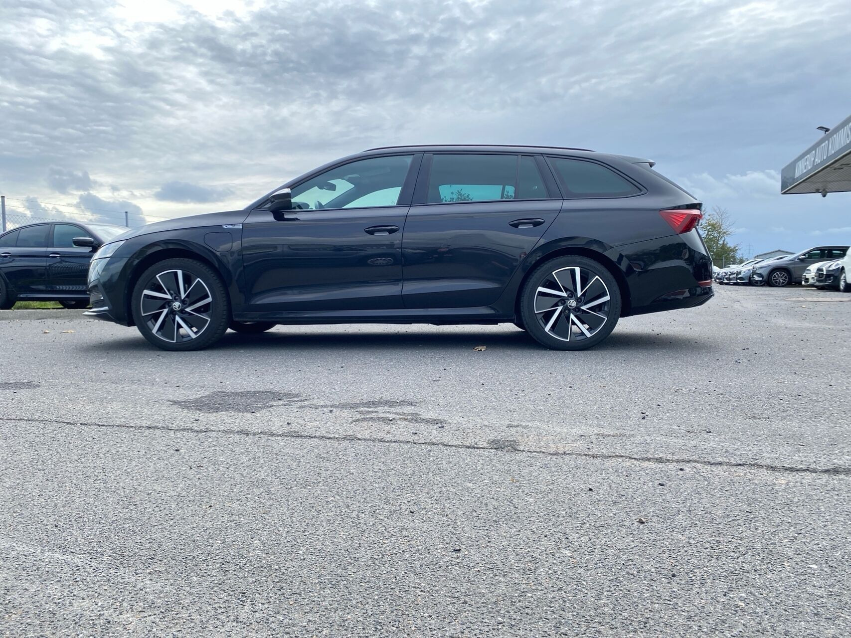 Sort Skoda Octavia fra 2022