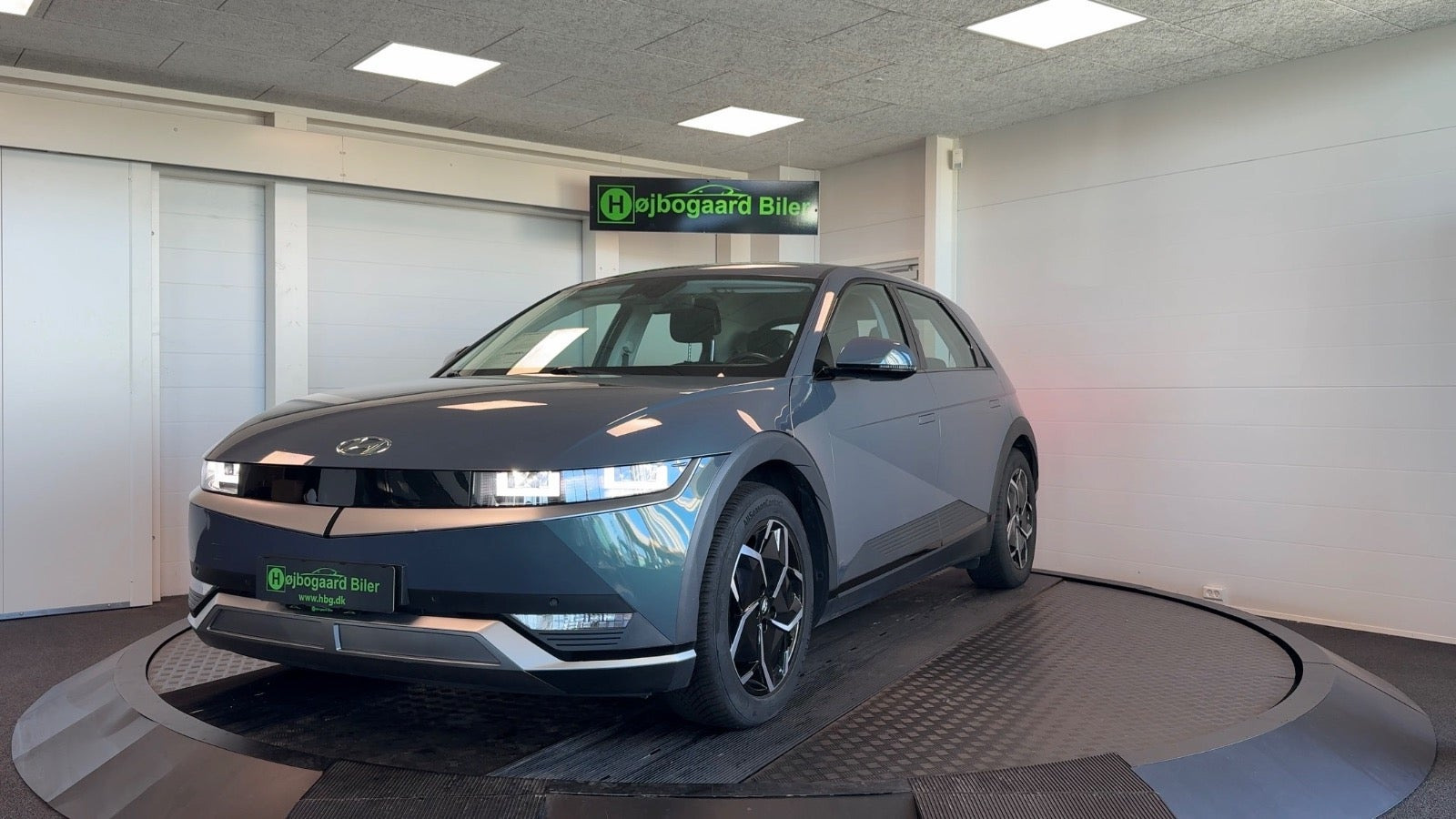Blå Hyundai Ioniq 5 fra 2021