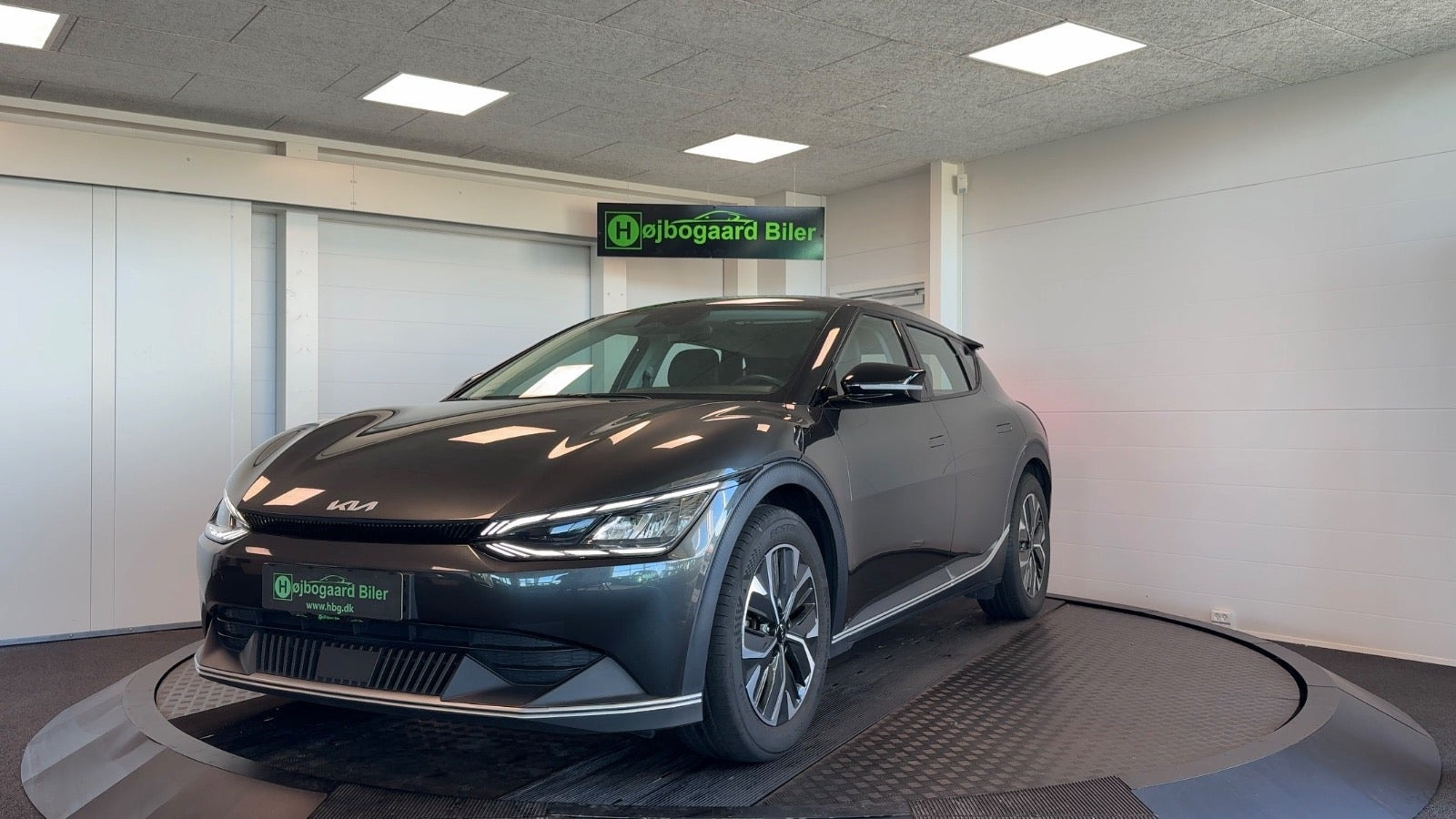 Grå Kia EV6 fra 2023