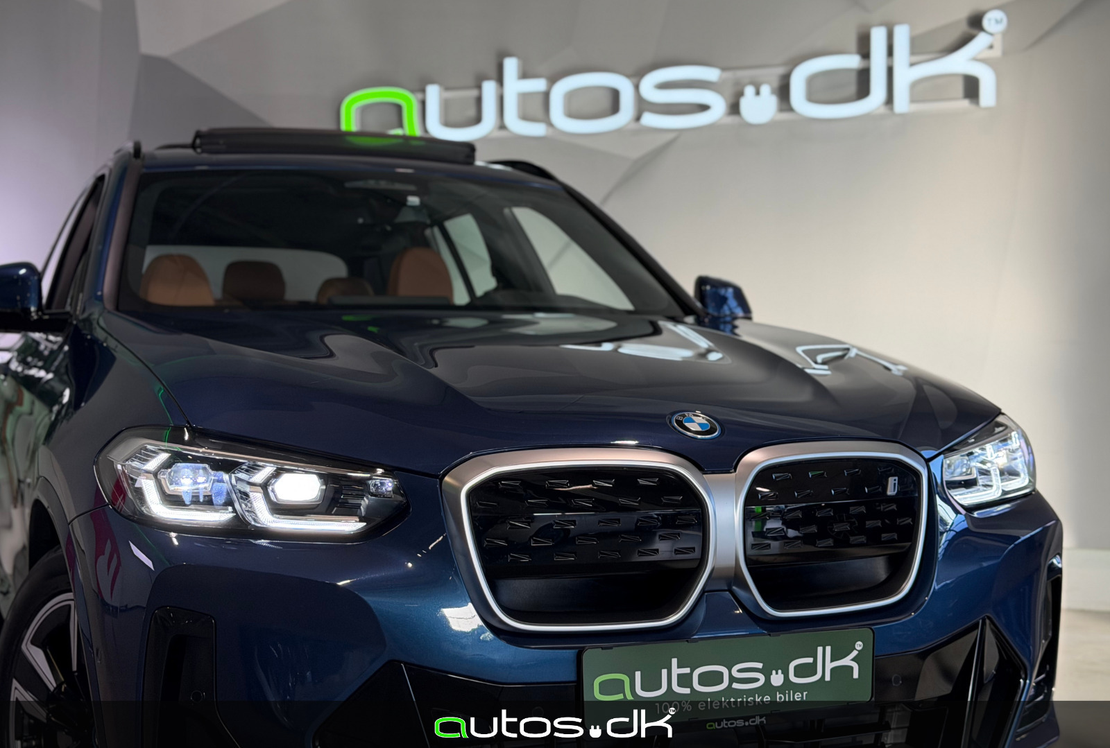 Blå BMW iX3 fra 2024