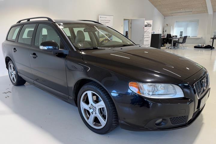 Sort Volvo V70 fra 2010