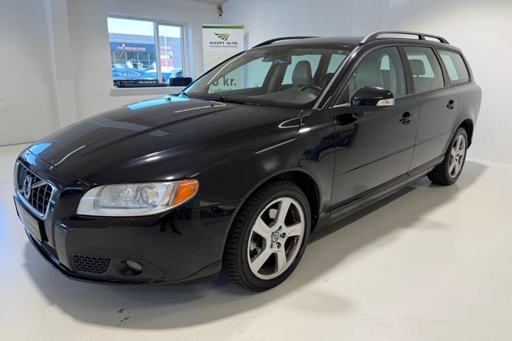Sort Volvo V70 fra 2010