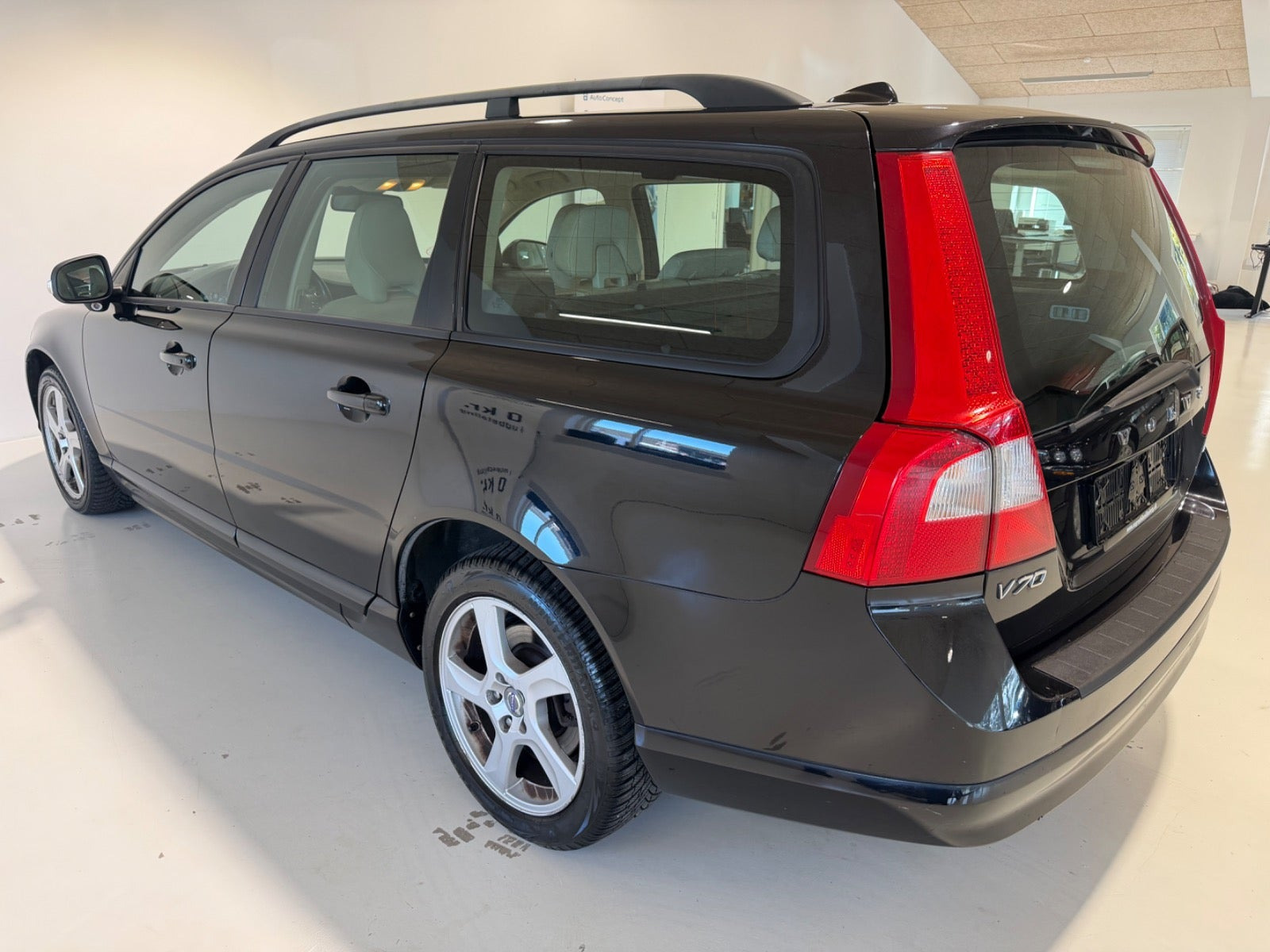 Sort Volvo V70 fra 2010