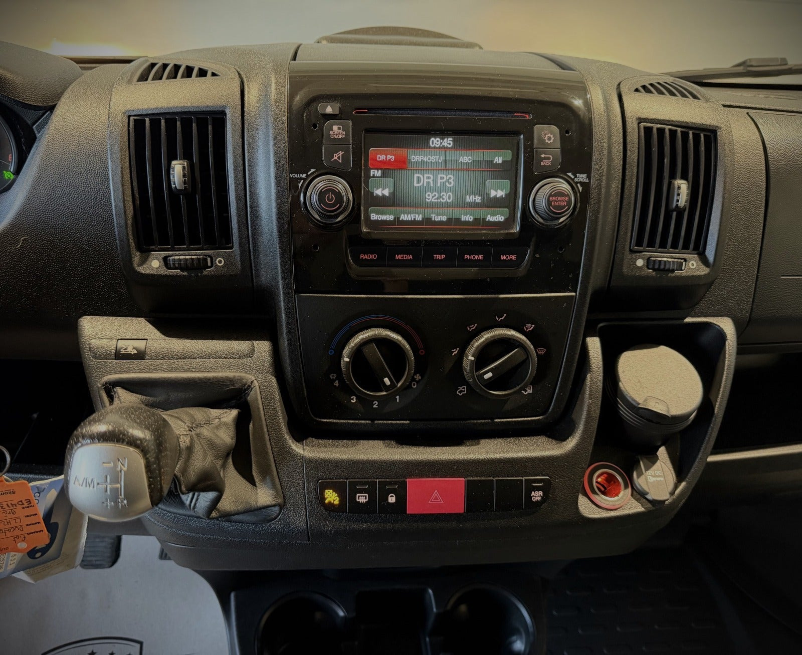 Blå Fiat Ducato 30 fra 2018