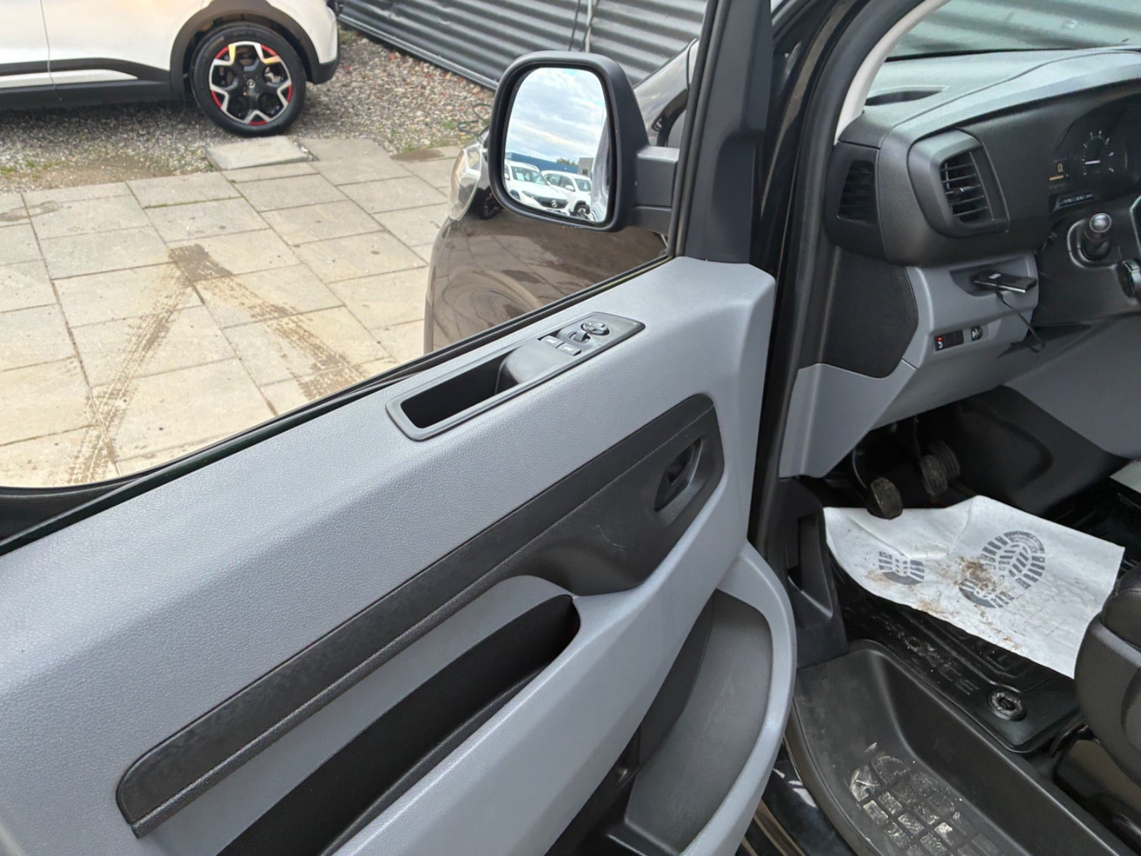 Sort Toyota ProAce fra 2019