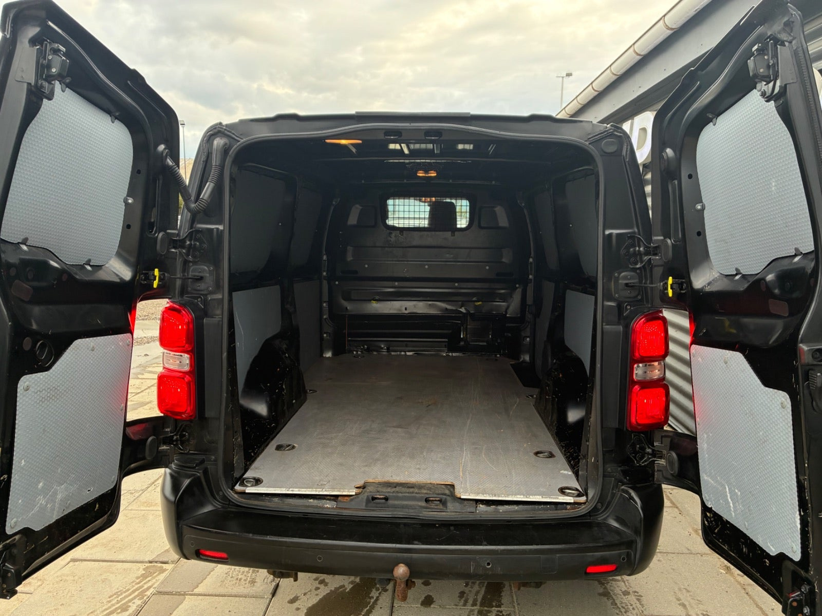 Sort Toyota ProAce fra 2019