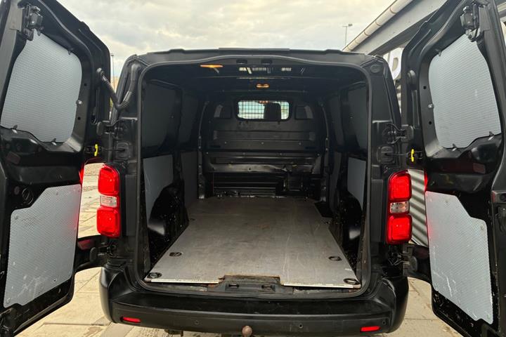 Sort Toyota ProAce fra 2019