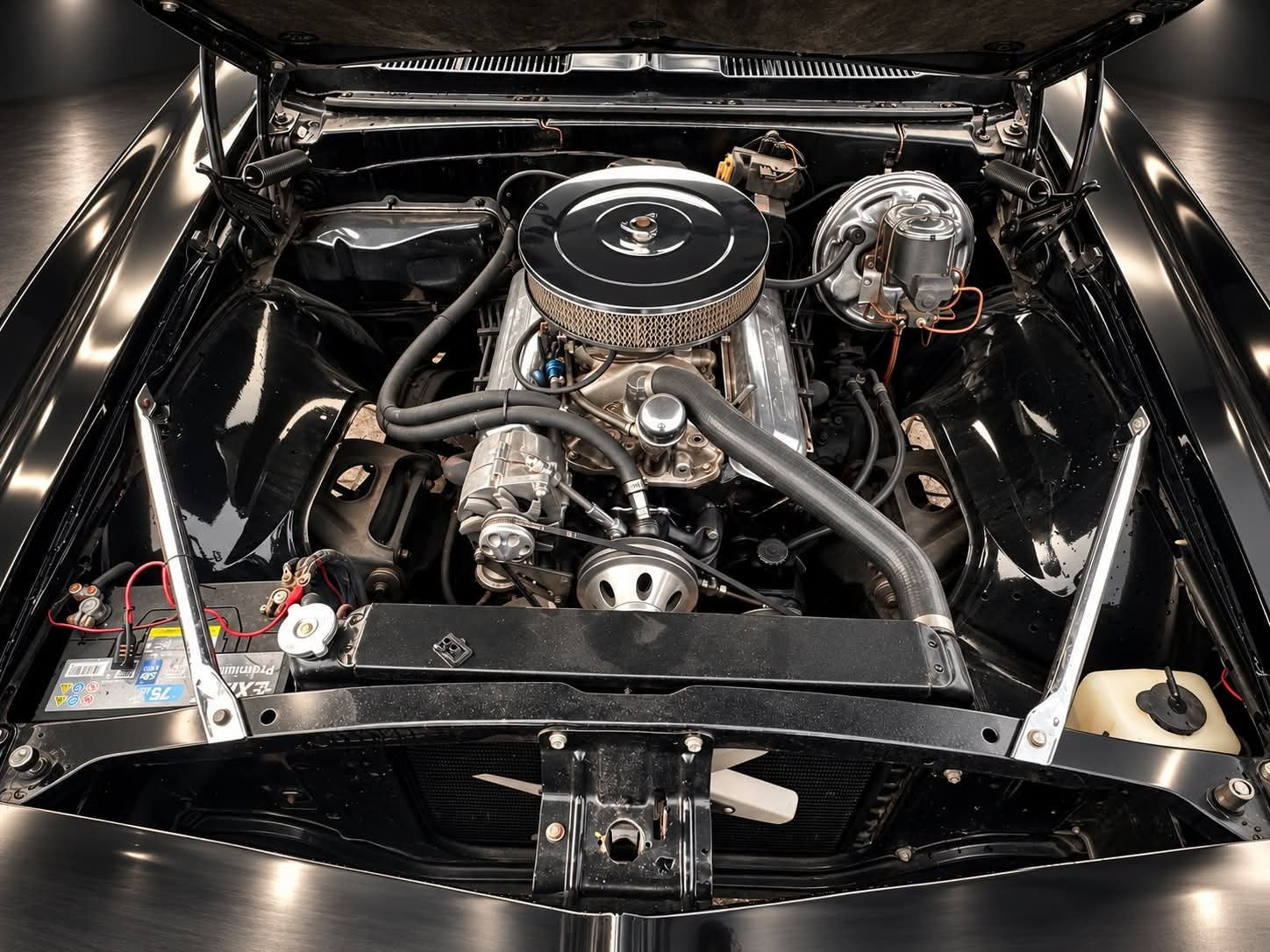 Sort Chevrolet Camaro fra 1967