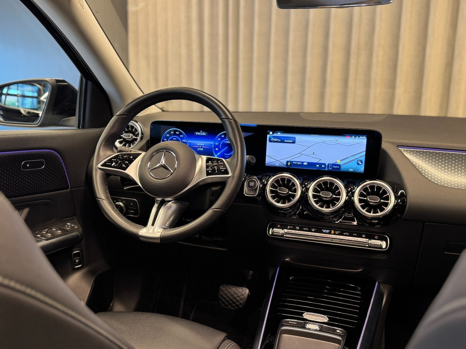 Sort Mercedes EQA250+ fra 2024