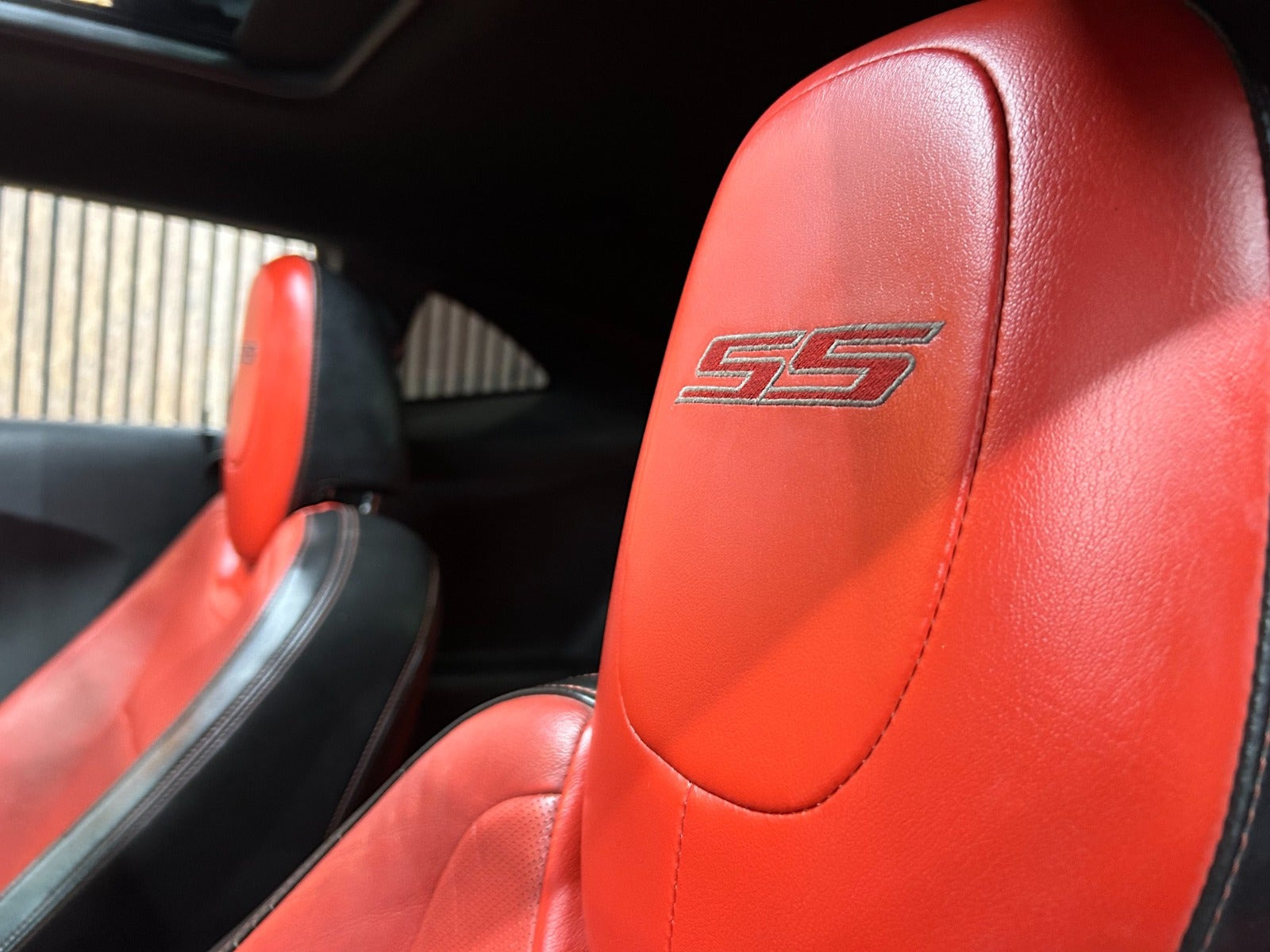 Sort Chevrolet Camaro fra 2010