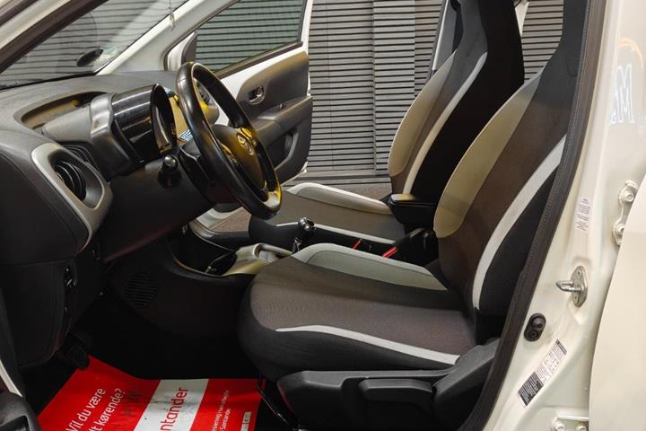 undefined Toyota Aygo fra 2015