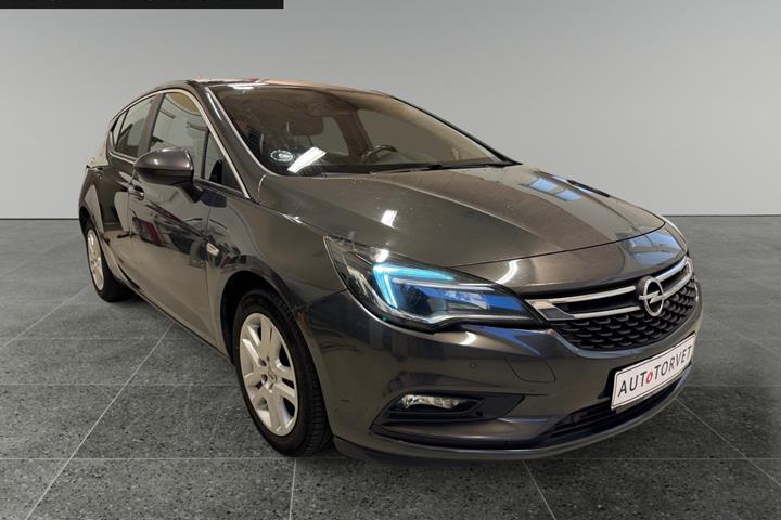 Grå Opel Astra fra 2016