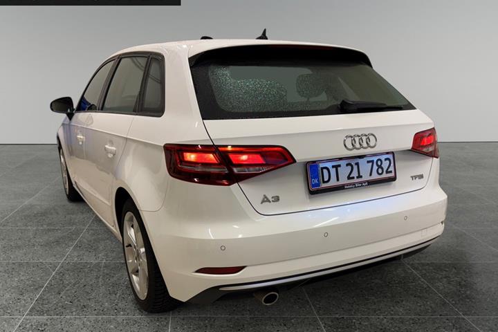 Hvid Audi A3 fra 2019