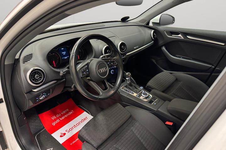 Hvid Audi A3 fra 2019