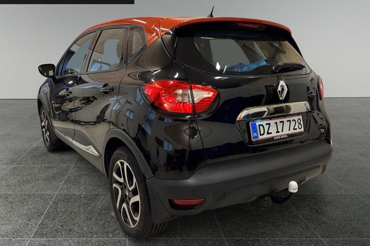 Sort Renault Captur fra 2016