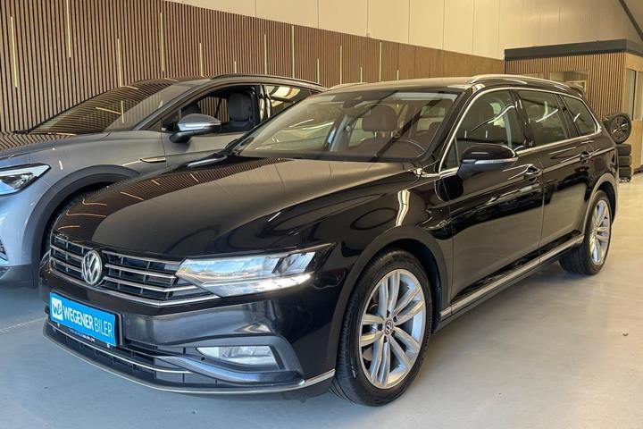 Sort VW Passat fra 2020