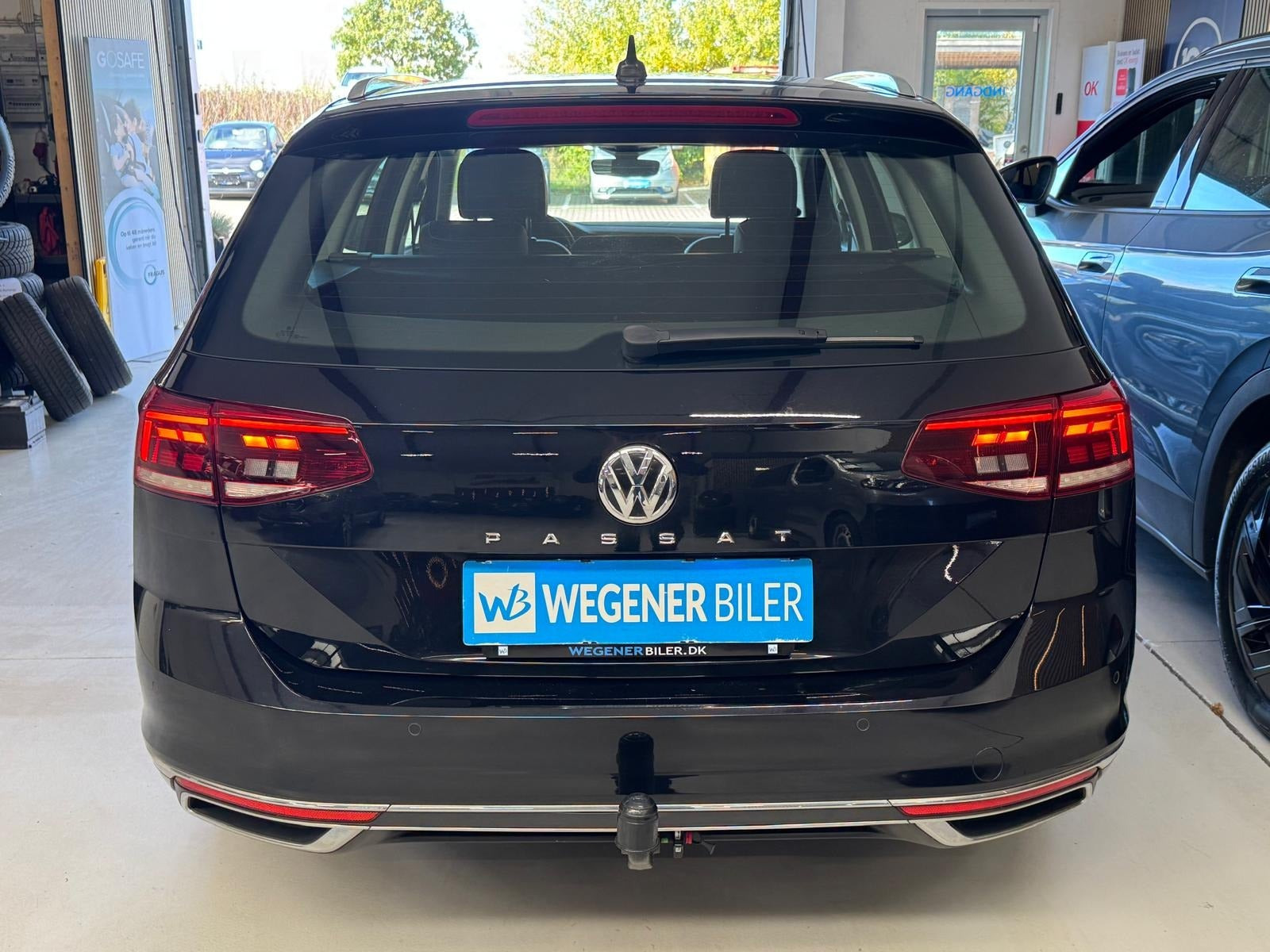 Sort VW Passat fra 2020