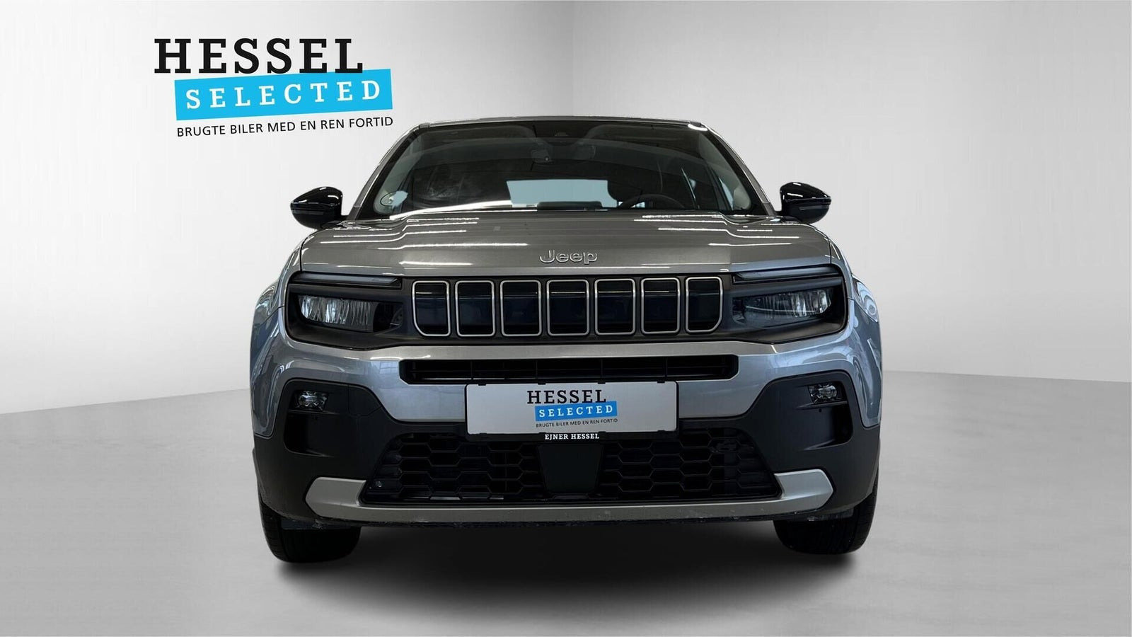 Grå Jeep Avenger fra 2025