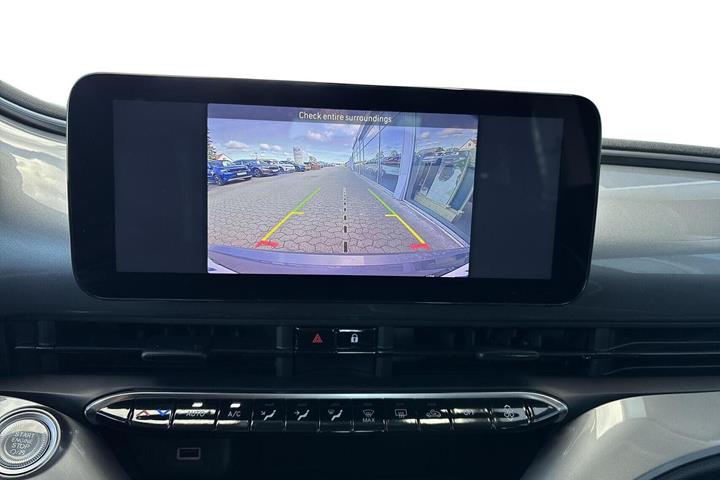 Grå Fiat 500e fra 2023