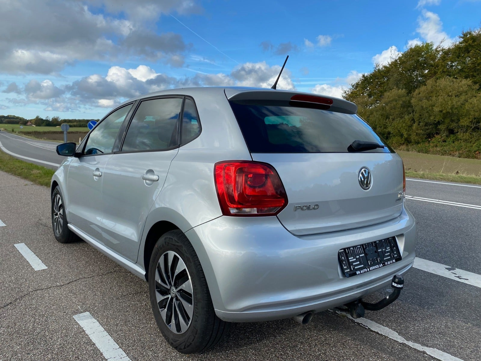 Sølv VW Polo fra 2011