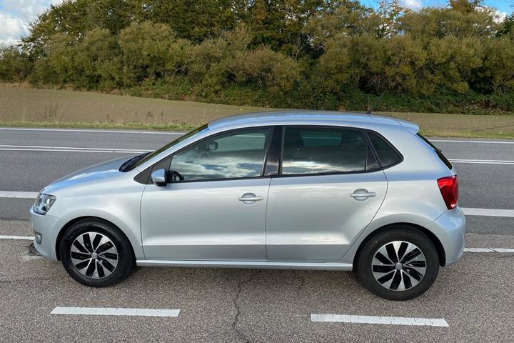 Sølv VW Polo fra 2011