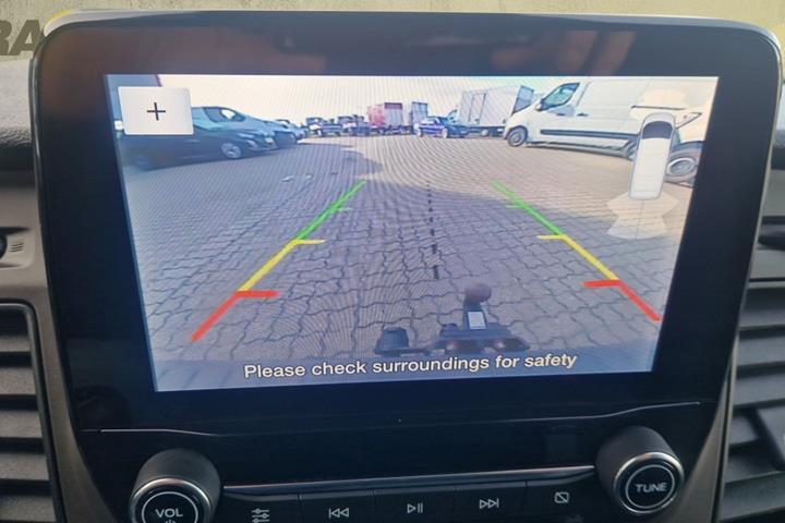 Hvid Ford Transit Custom 300 L1 fra 2023