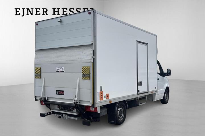 Hvid Mercedes Sprinter 317 fra 2023